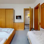 Brixana Πανσιόν 4*