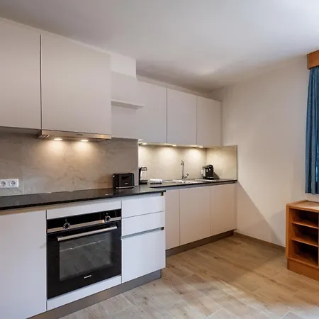 Gasthuis Brixana 4*
