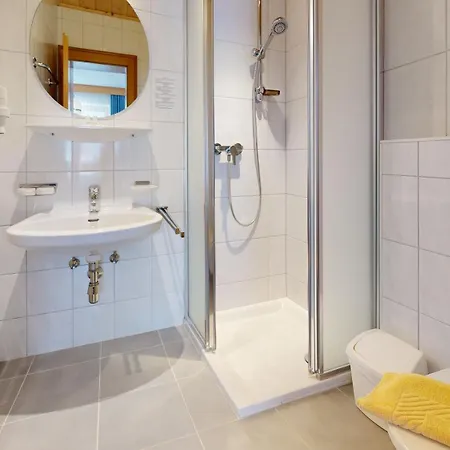 Gæstehus Brixana 4*