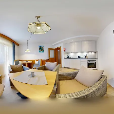 Brixana Gæstehus 4*