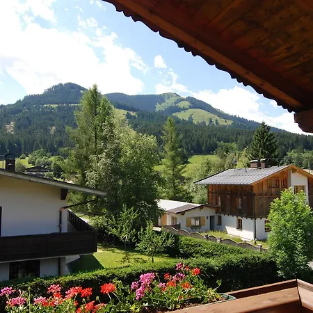 Brixana Guest house